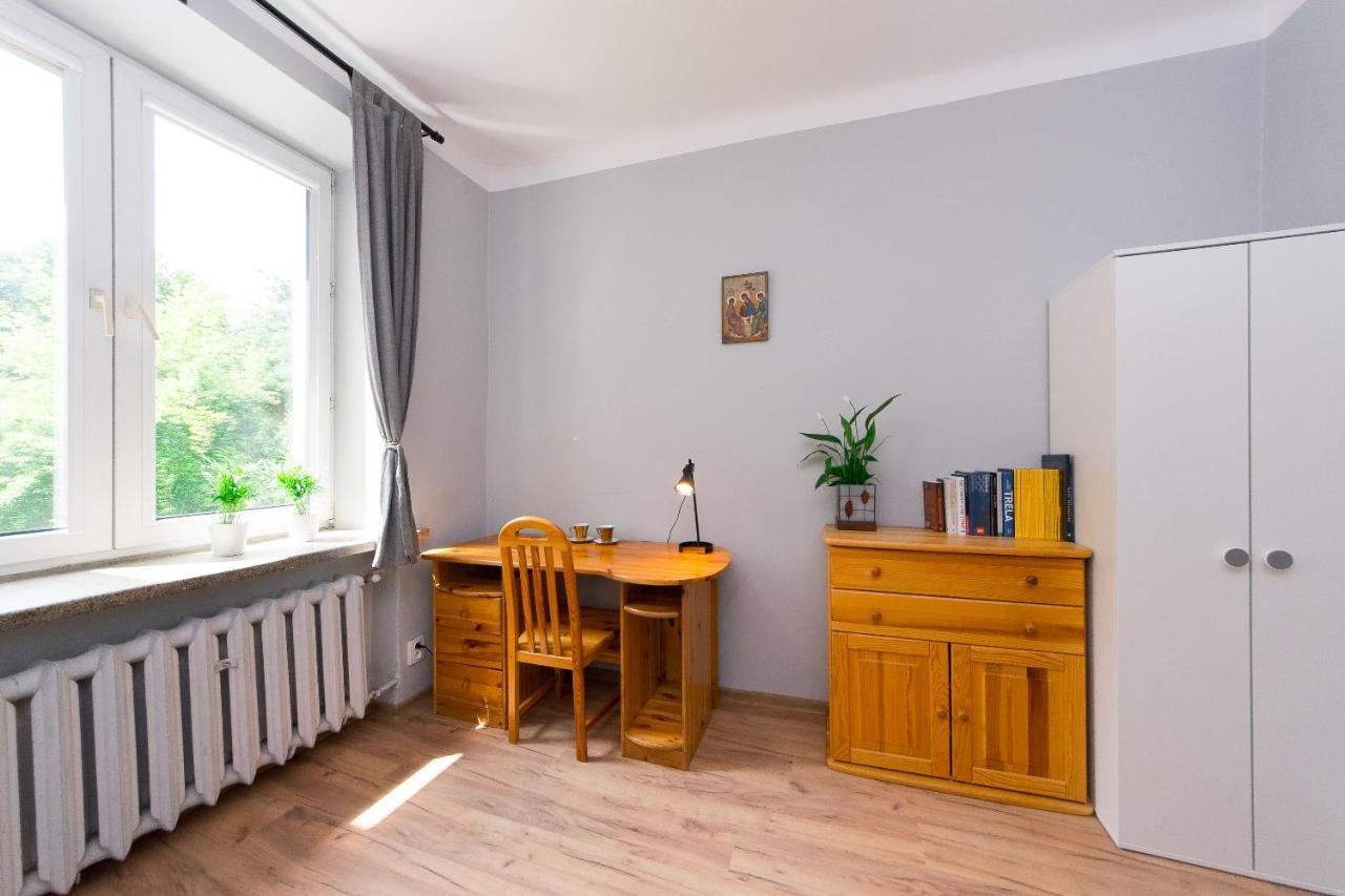 3-Bedroom Flat In City Center P4You Pl Krakau Exterior foto