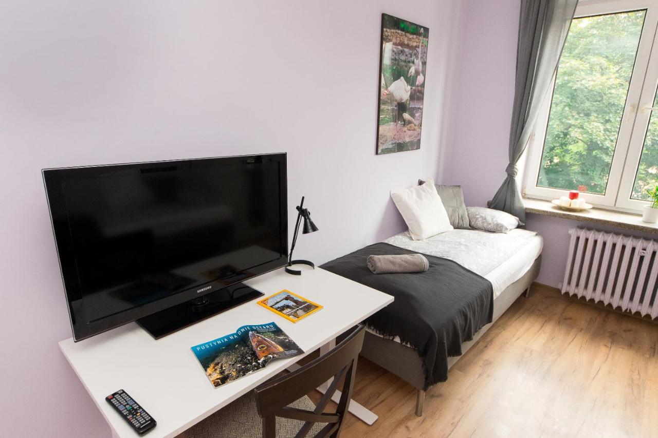3-Bedroom Flat In City Center P4You Pl Krakau Exterior foto